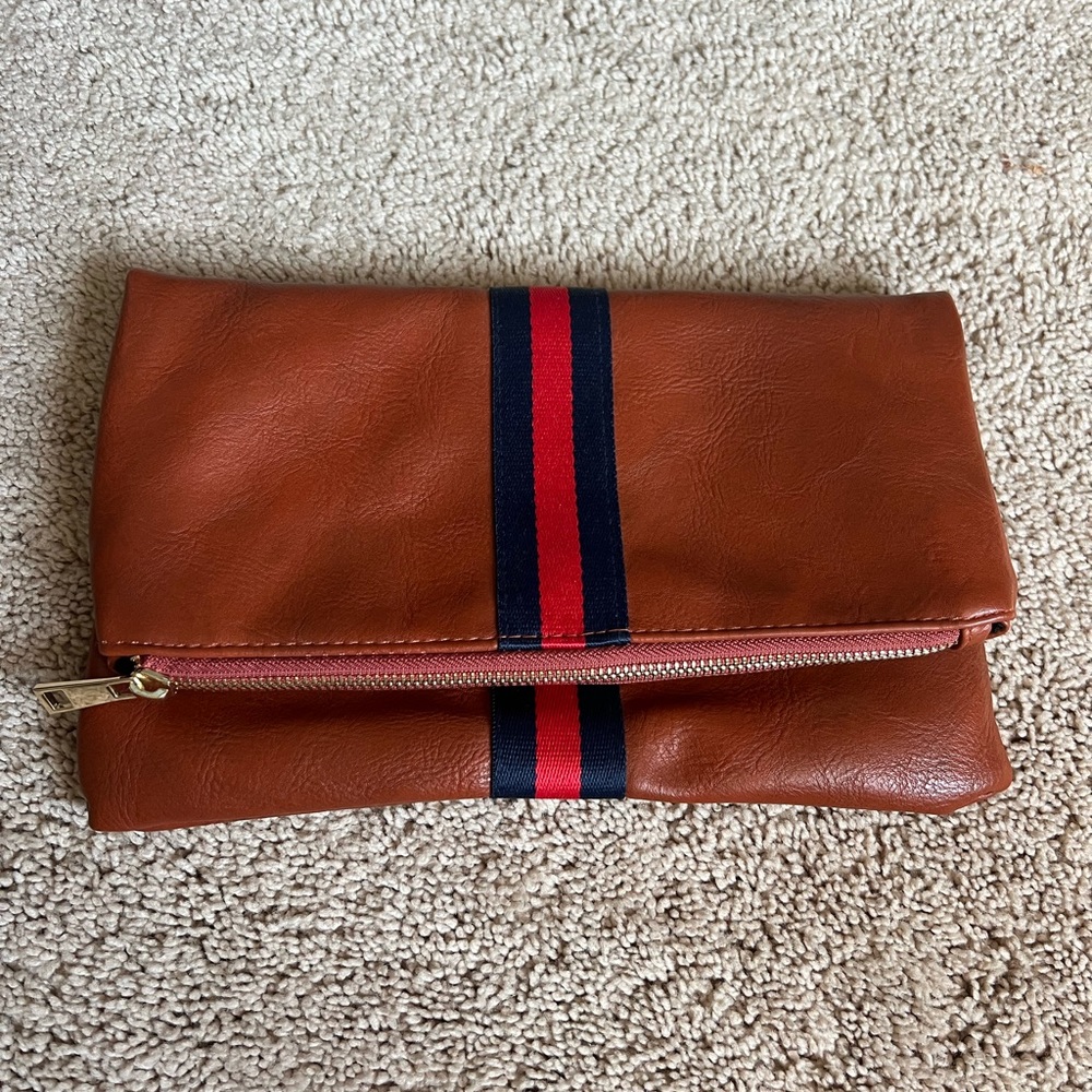 Funkey Monkey clutch